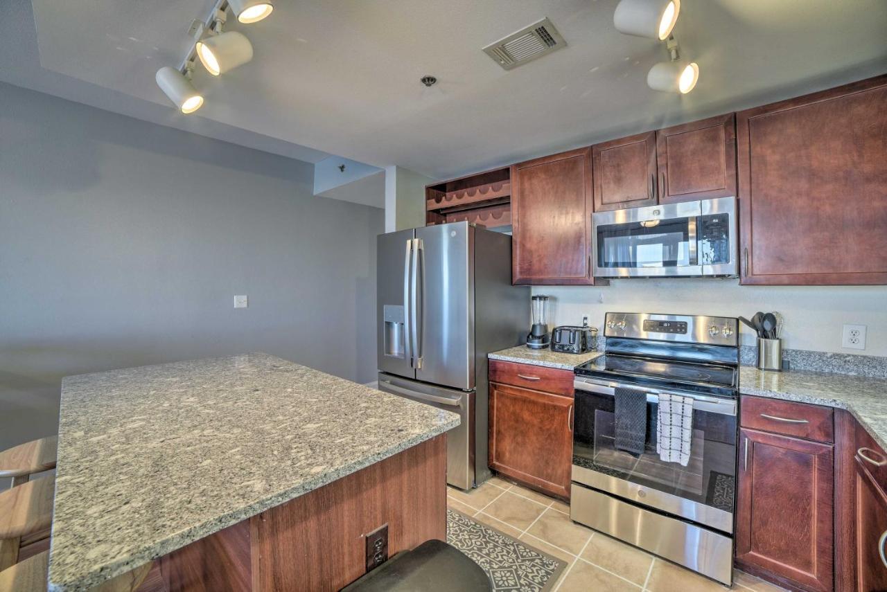 Family-Friendly Panama City Beach Condo In Resort! Exterior photo