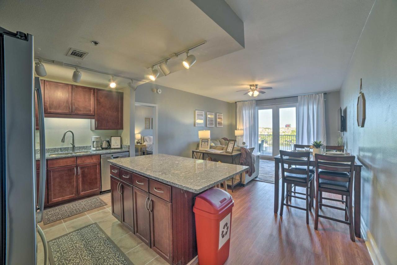 Family-Friendly Panama City Beach Condo In Resort! Exterior photo